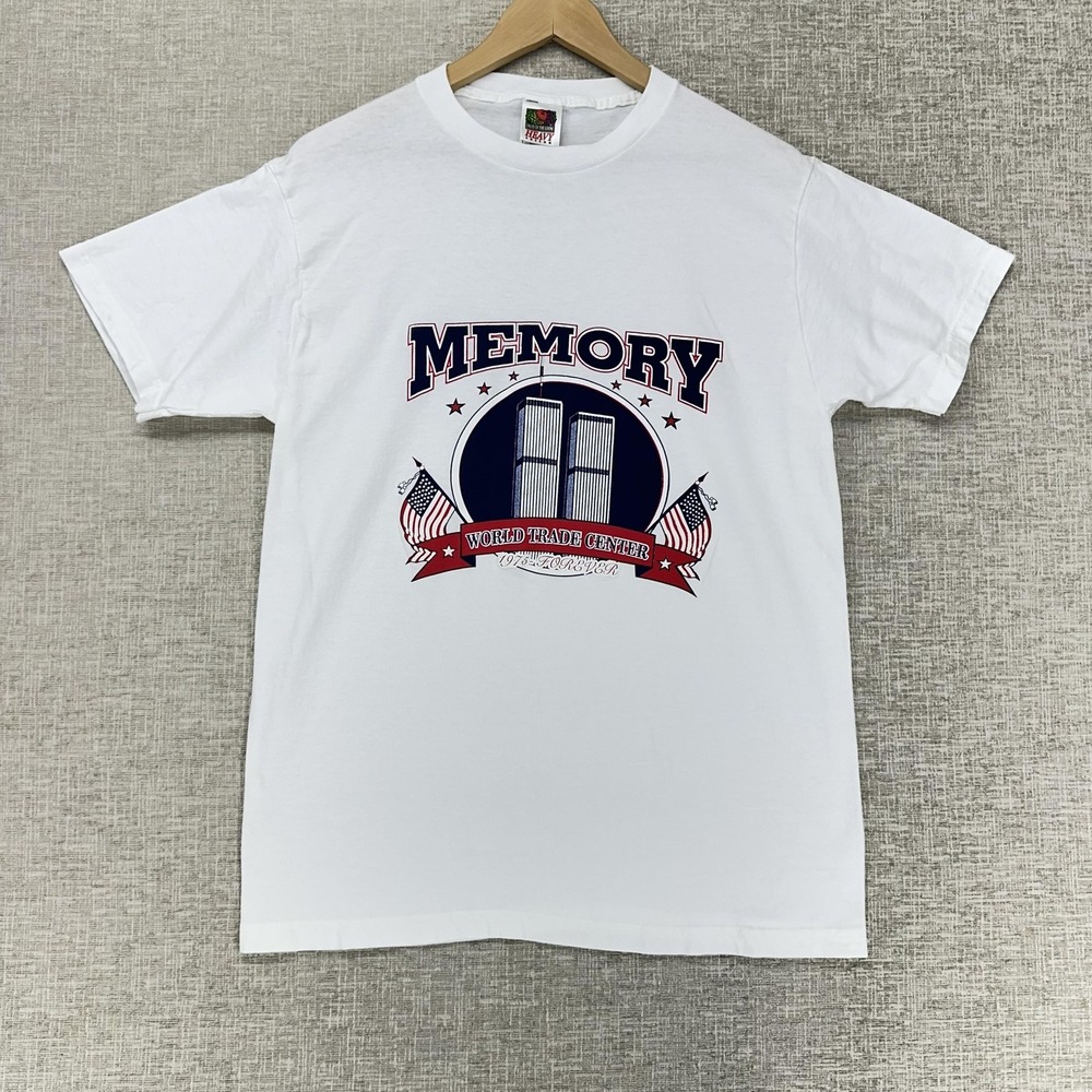 World Trade Center Shirt Mens Medium White Twin Towers Patriotic Graphic Tee